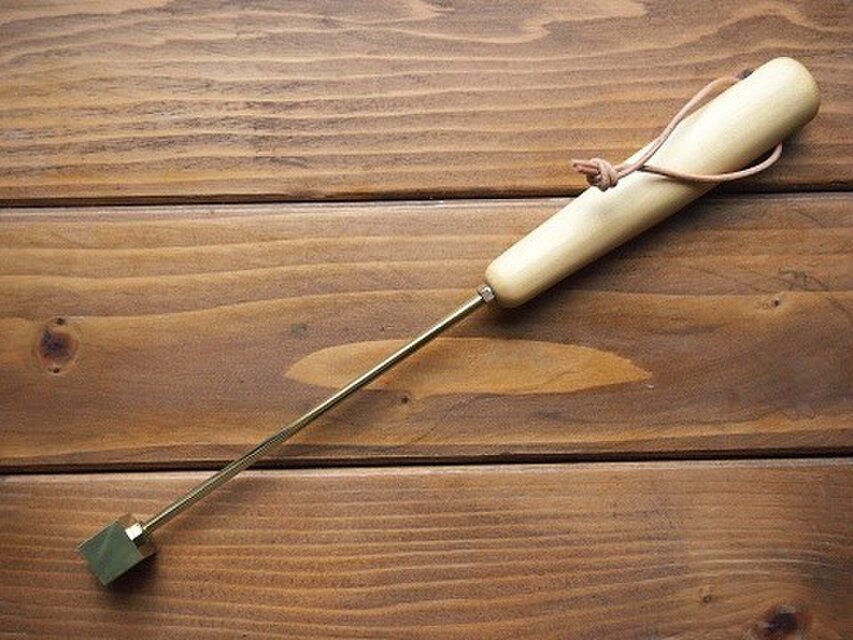 焼き印 ”H” アルファベット | iichi 日々の暮らしを心地よくする