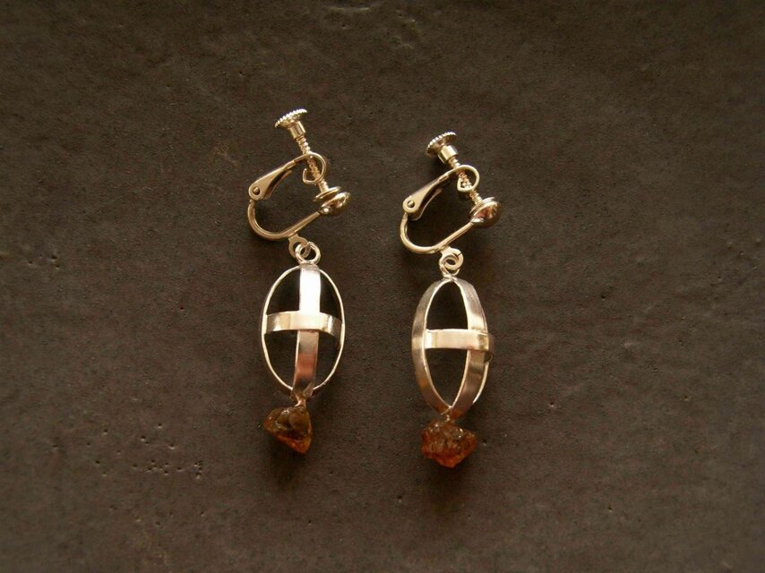ガーネット（褐色）　イヤリング