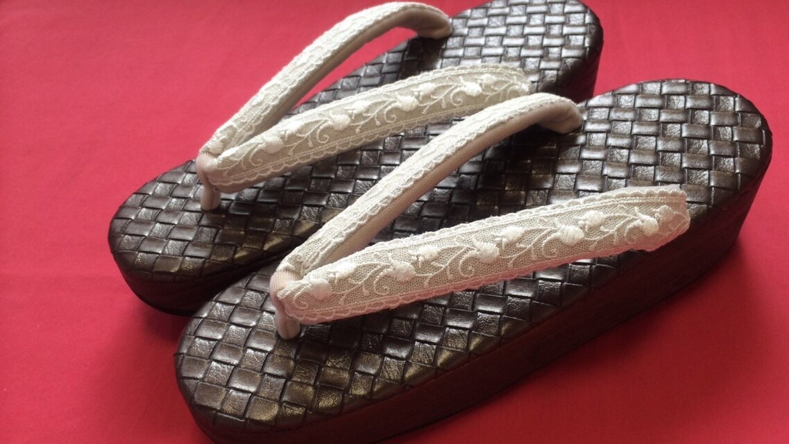 網代台 舟形下駄　レース花緒