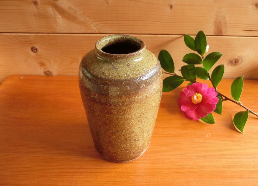 【一点物】花器　松灰釉薄掛け