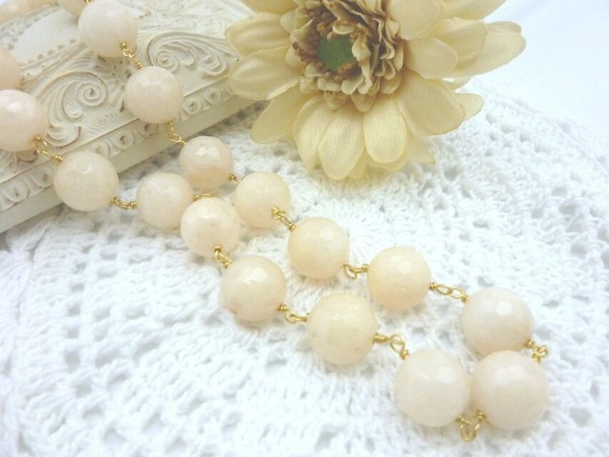 【再販】大粒ミルキーベージュカラーのジェード*ネックレス
