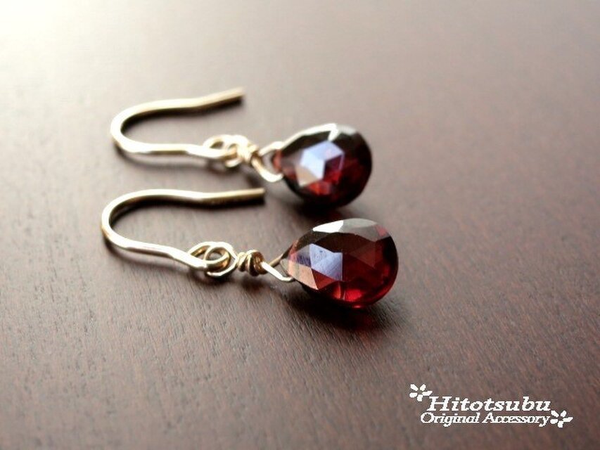 再販◇14kgfガーネット一粒ピアス