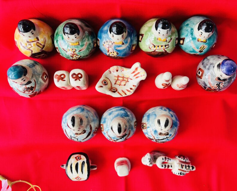 本焼陶器 豆雛15人飾りセット | iichi 日々の暮らしを心地よくする