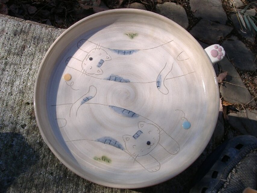 niku・Q（ピンク）足付きパスタ皿