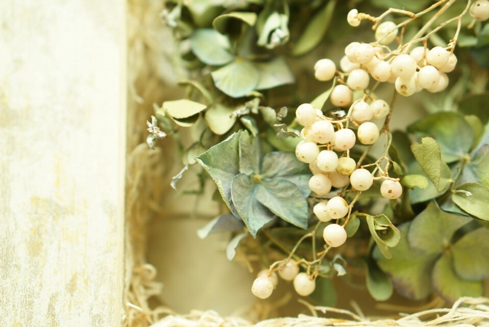 Antique風フレームにwreathを添えて