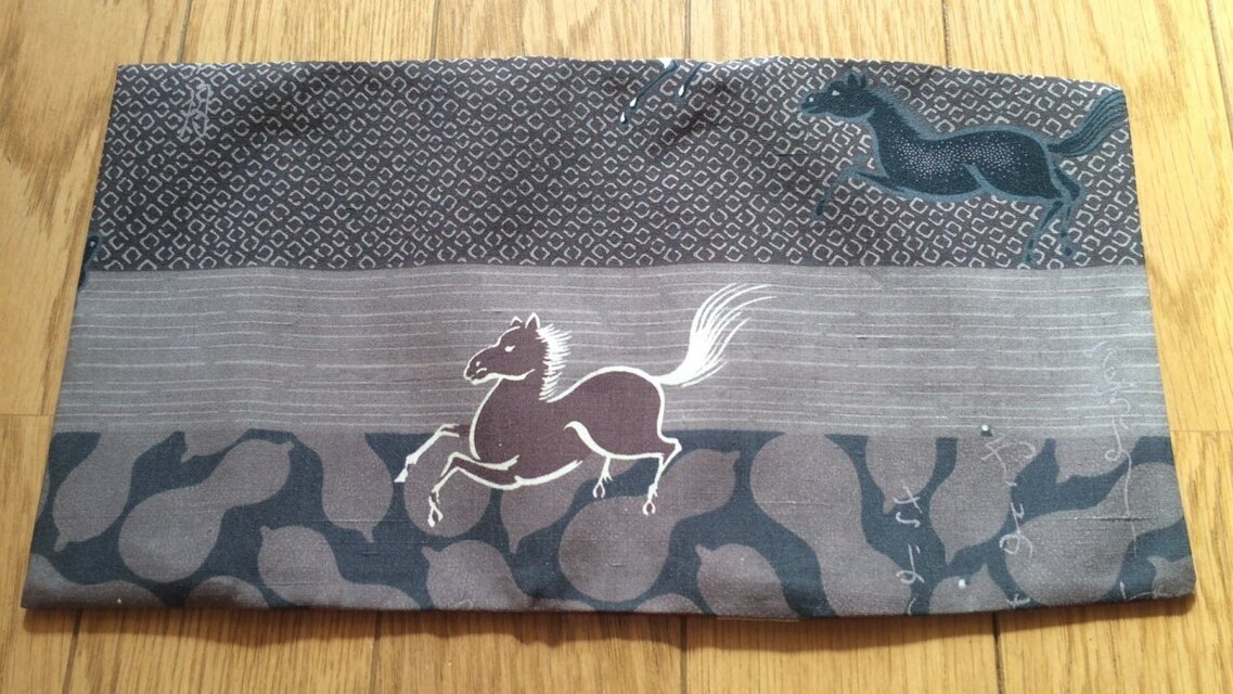 ブックカバー　お馬さん
