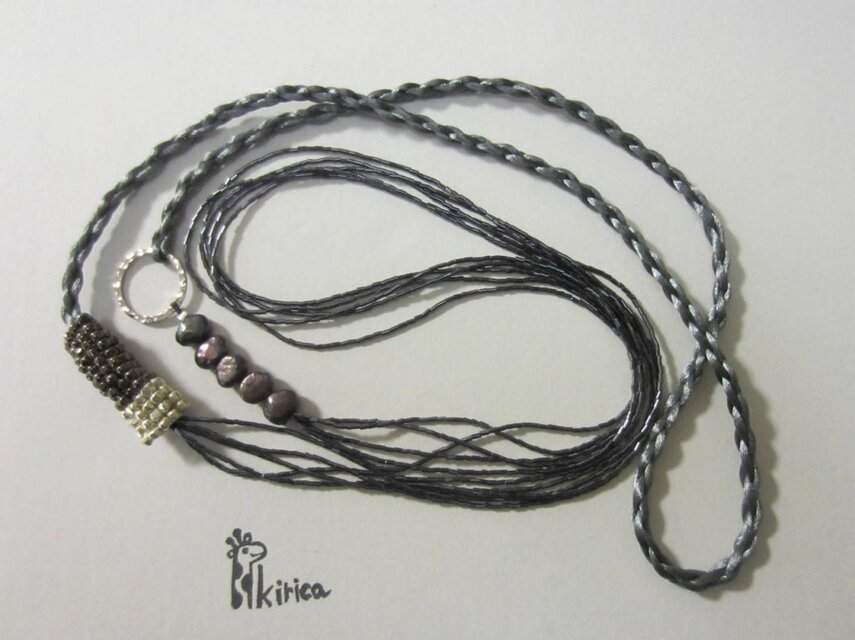 ブラックパールと極小ビーズのロングネックレス(受注生産)