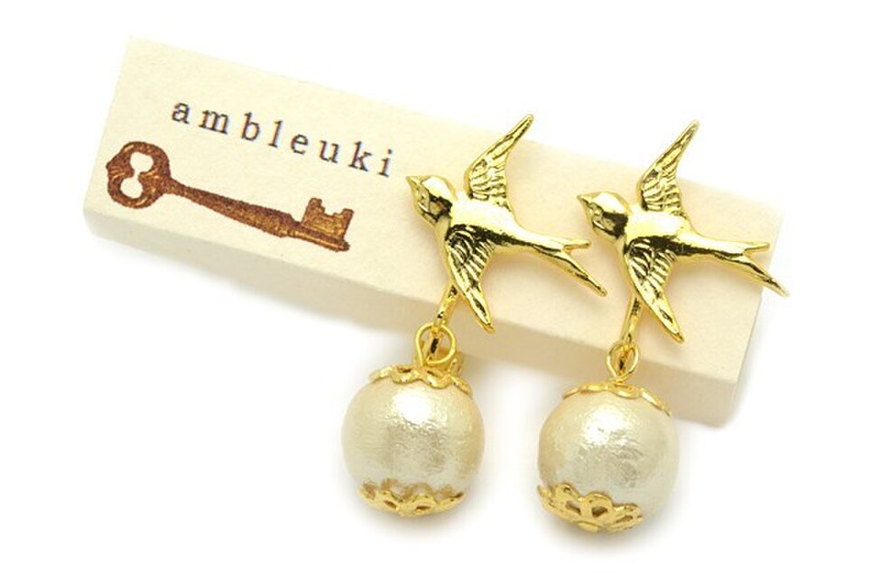 △ツバメパール　イヤリング　E-07