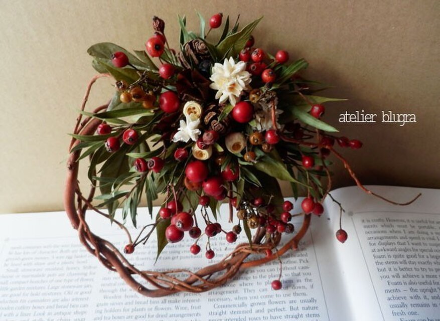 八ヶ岳〜雲竜柳と木の実のWreath10