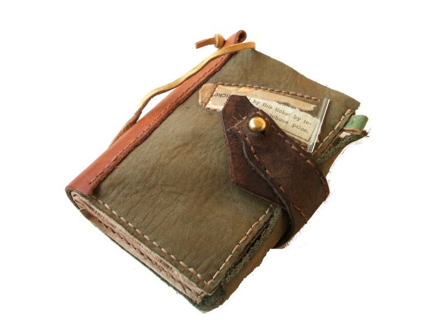 book wallet　カーキ