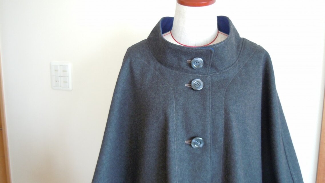 イタリア製ウール マント風コート | iichi 日々の暮らしを心地よくする