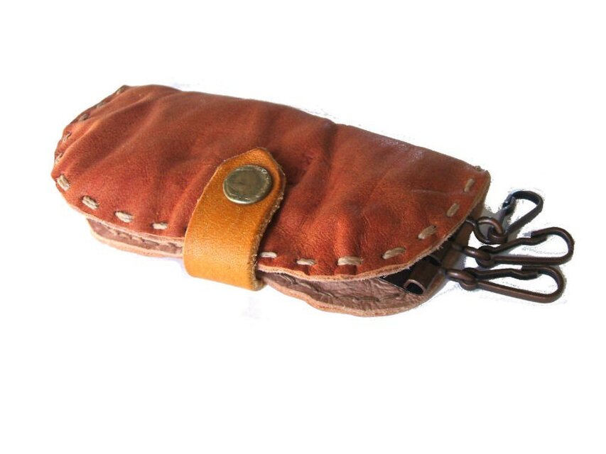 key case　そら豆　アンティークレッド