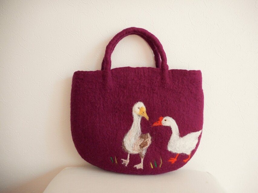 ガチョウがのどかなバッグ