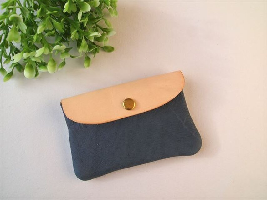 ぶた革やわらかカードケース【手染めレザーパスケース】1680013