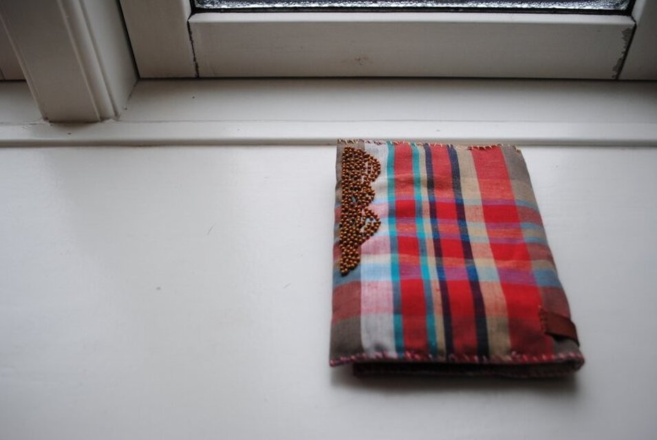 98684301　文庫本カバー