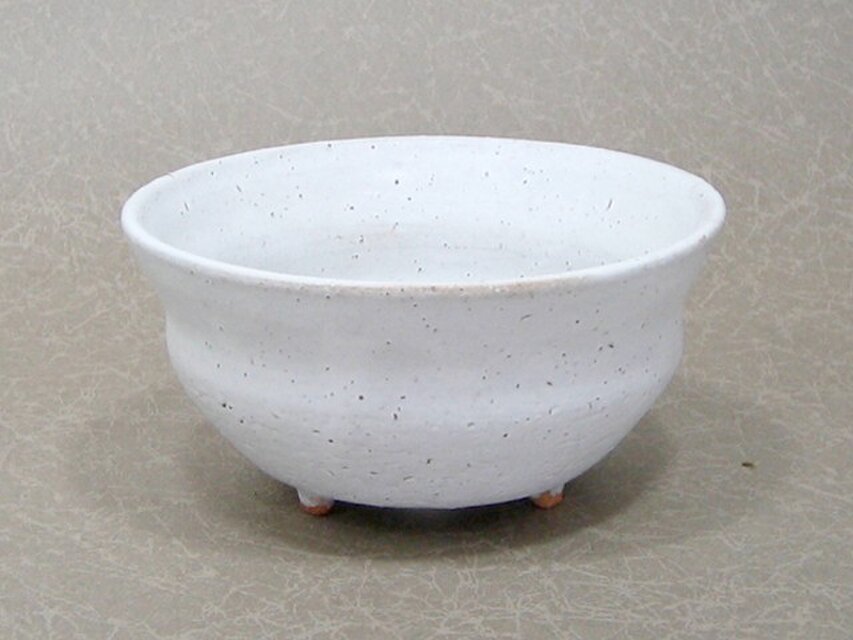 白マット　段小植木鉢