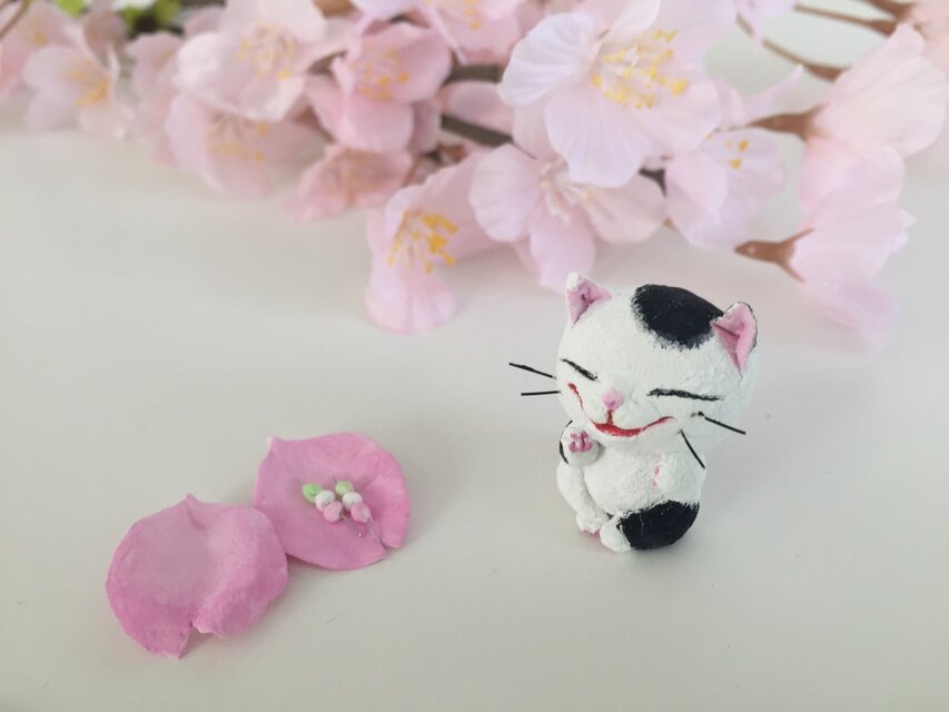 お花見猫さん（シロクロ）