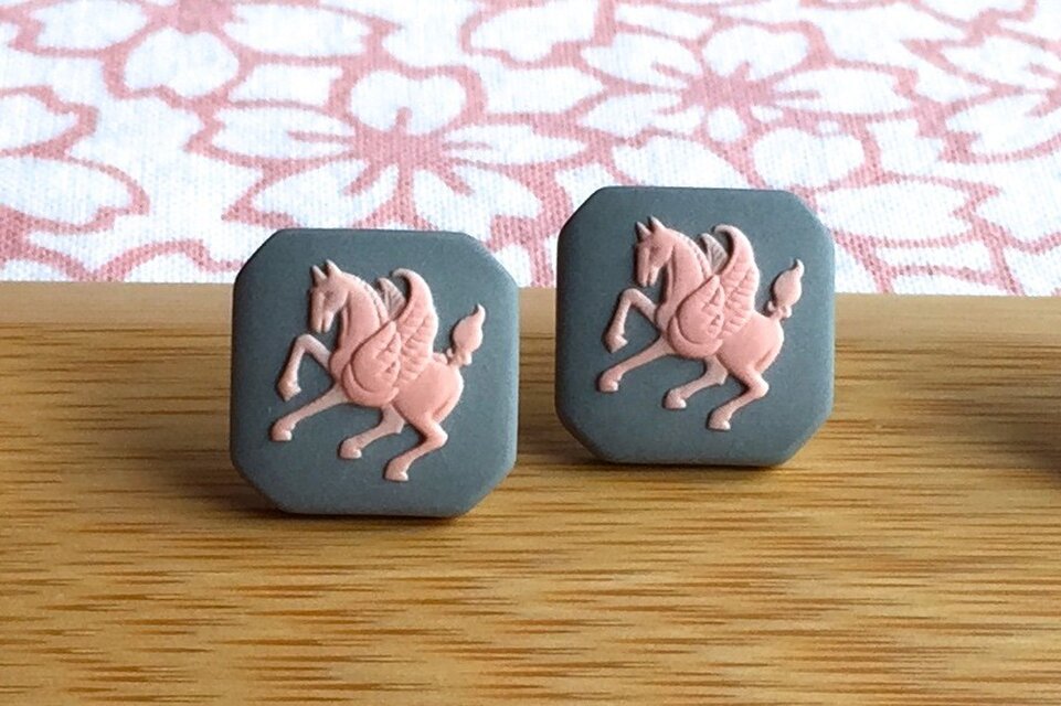 TOHCA ペガサスピアス（グレー×濃桃）