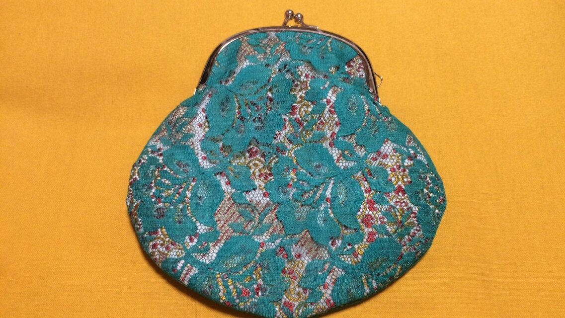 がまぐち・大 帯地レース重ね