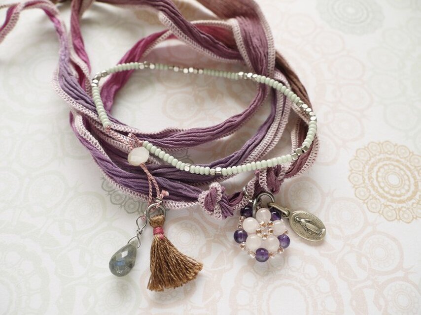 不思議メダイ＆お花のお守りブレスレットmb2008