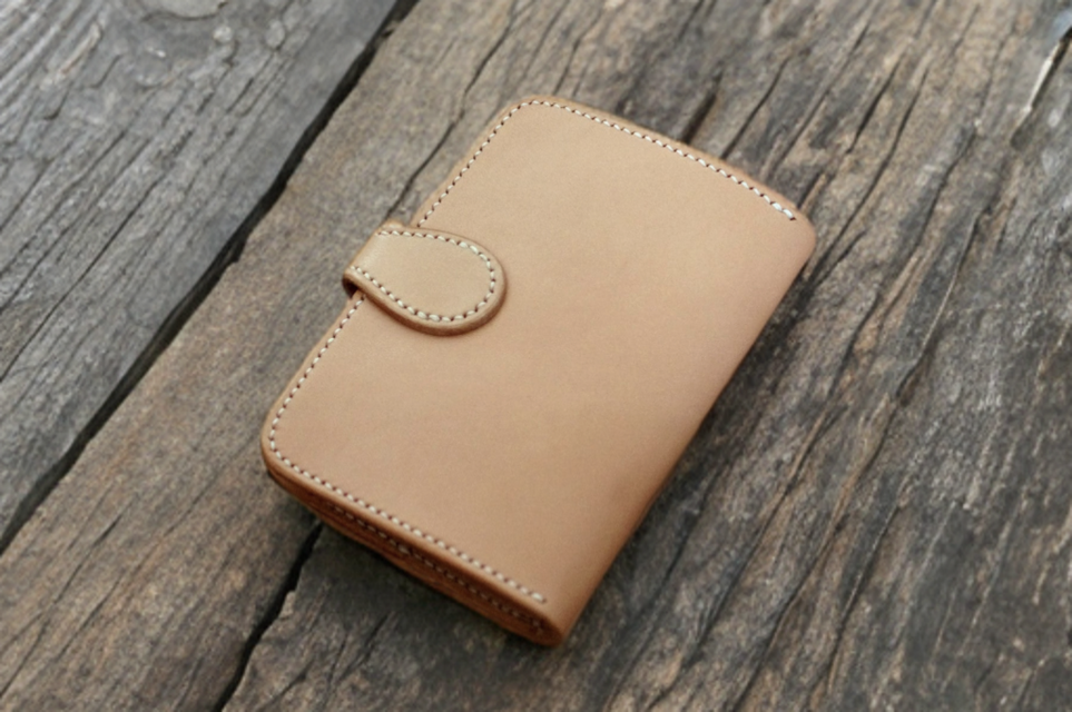 本革のお薬手帳ケース【受注製作】 | iichi 日々の暮らしを心地よく