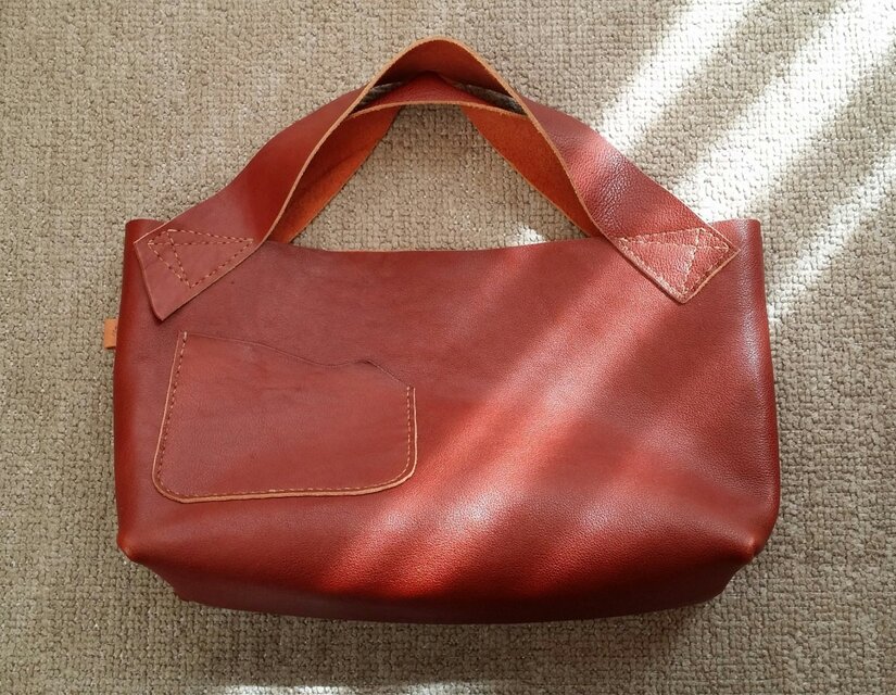 レッドブラウン　横長トート