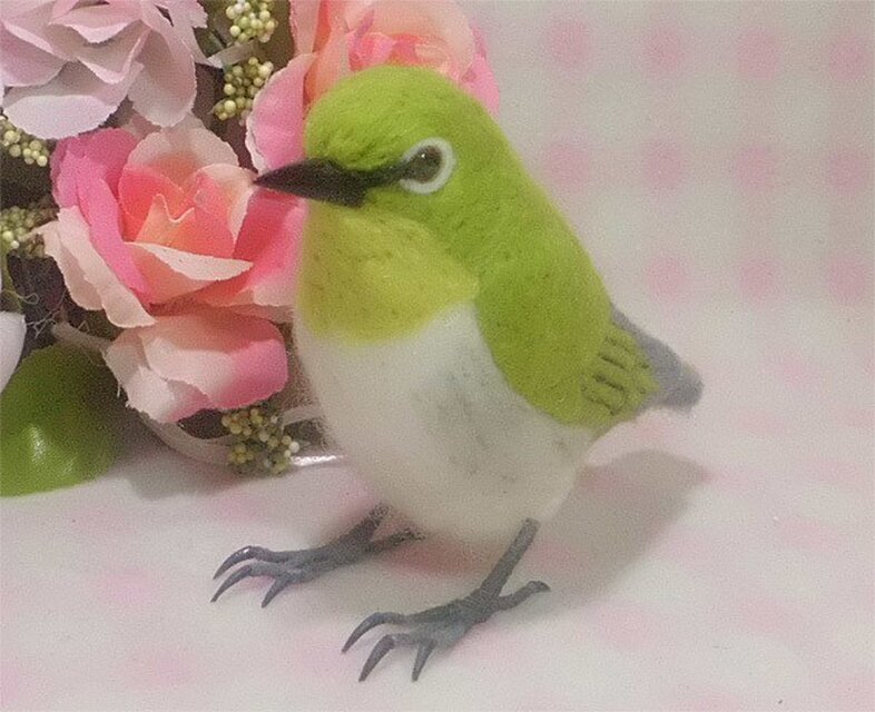 リアルサイズ♪メジロ 目白 野鳥 羊毛フェルト 受注作成 羊毛