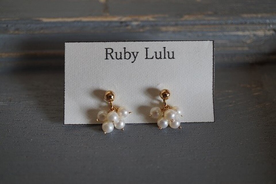 パールのピアス*K14GF（ポストピアス）