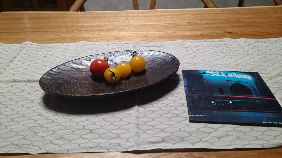 オーバルプレート(足付き)