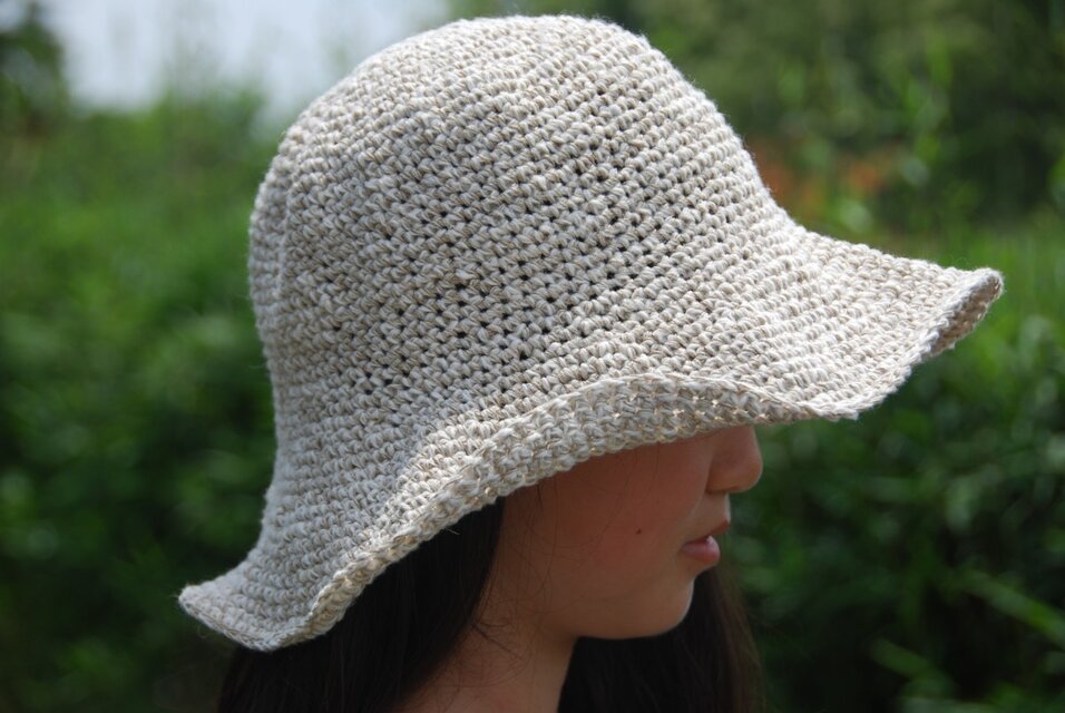 手紡ぎコットンと麻糸のニット帽子