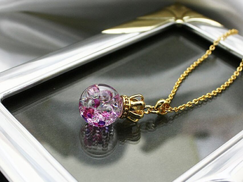 Bijou Glass Ball Gold Crown S Pendant パープルレッドストーンカラー