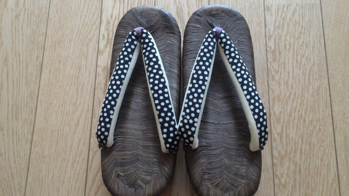 カラス畳表舟底下駄　白黒みずたま花緒・Lサイズ