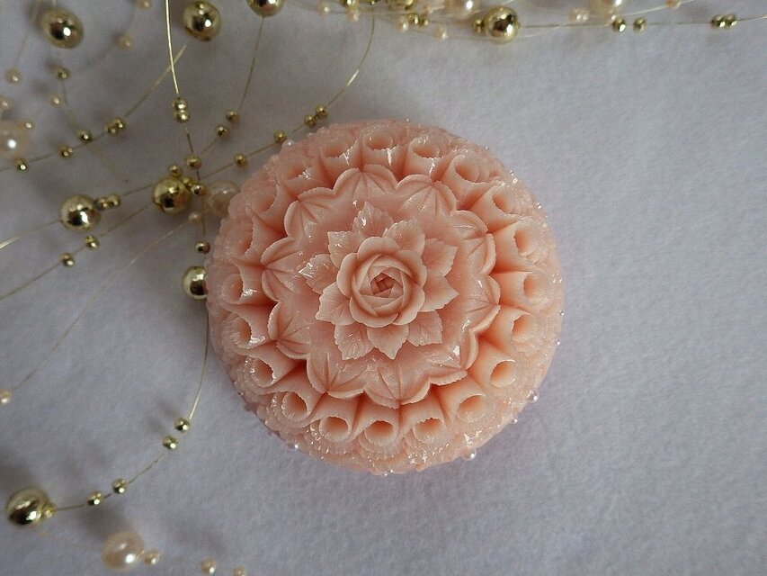 ミニバラとくるりんレース。ソープカービング