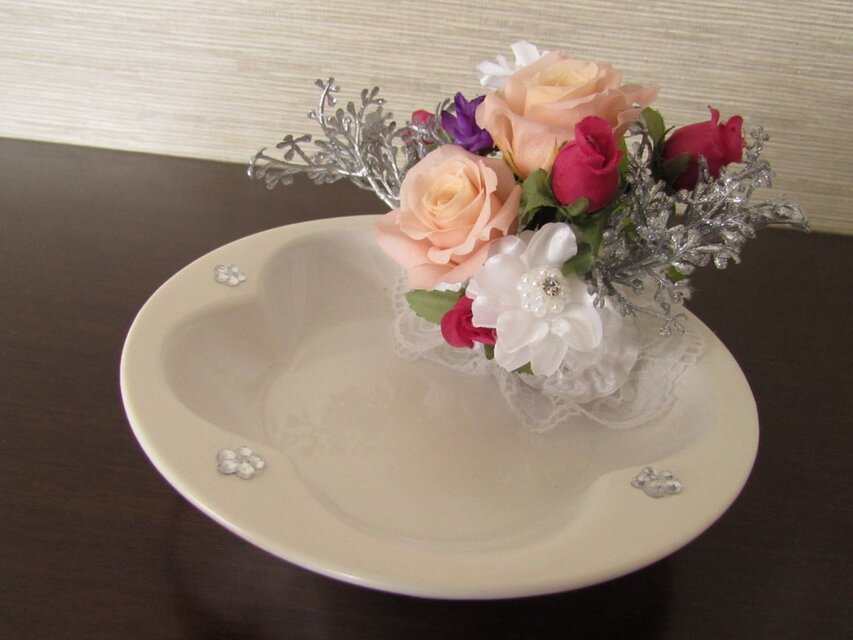 87：お客様オーダー品♪お部屋がぱっと明るく！プリザの華やかアクセトレイ