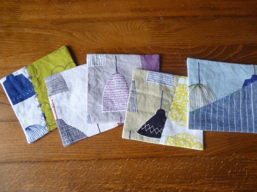 5北欧調綿麻のミシン刺繍パッチコースターセット