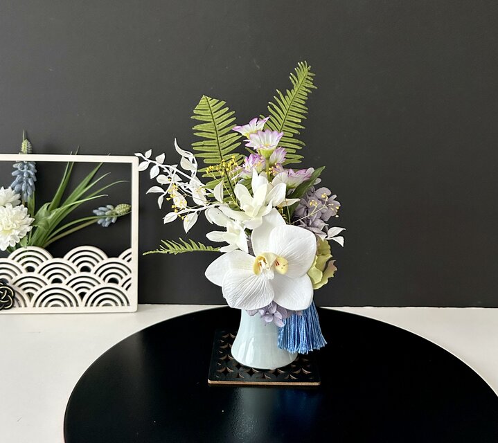 お彼岸やお盆のお供えに 仏花アレンジ 「受注制作」 | iichi 日々の