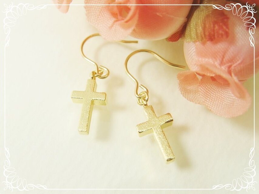 *K14GF***P201 サテンゴールド色キュートなクロス☆プチピアス
