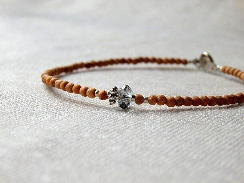 白檀ブレスレット　シルバーフラッシュ水晶