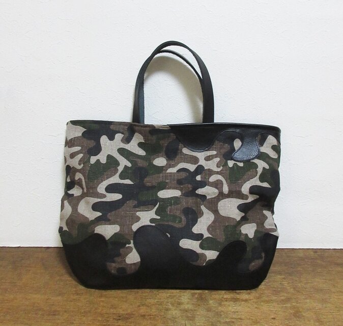 感謝セール☆黒革のなみ模様かばん・カモフラージュ