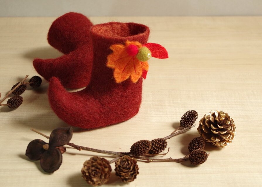 こびとのブーツ　ラズベリーレッド