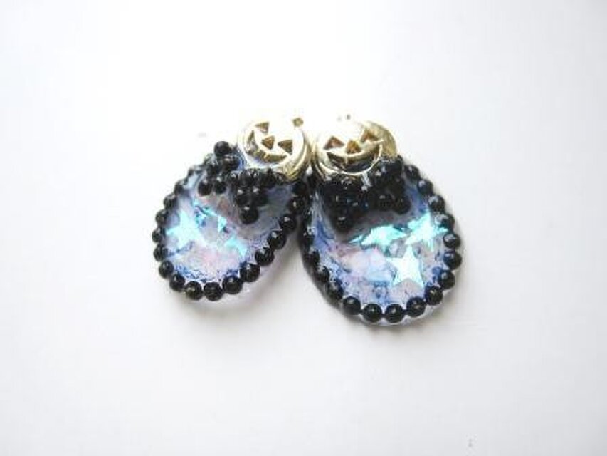 Halloween カボチャオバケの蝶ネクタイ　 ピアス／イヤリング