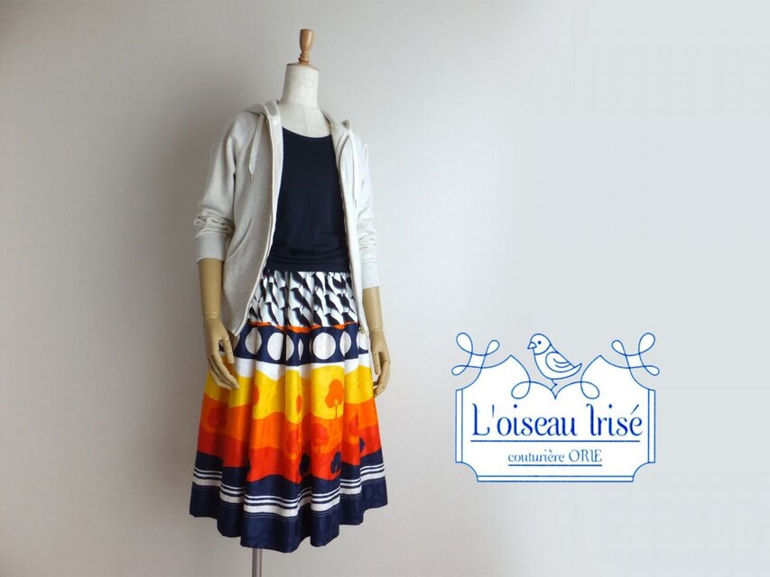 朝焼け模様のスカート