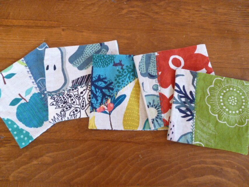 13北欧調綿麻のミシン刺繍パッチコースターセット