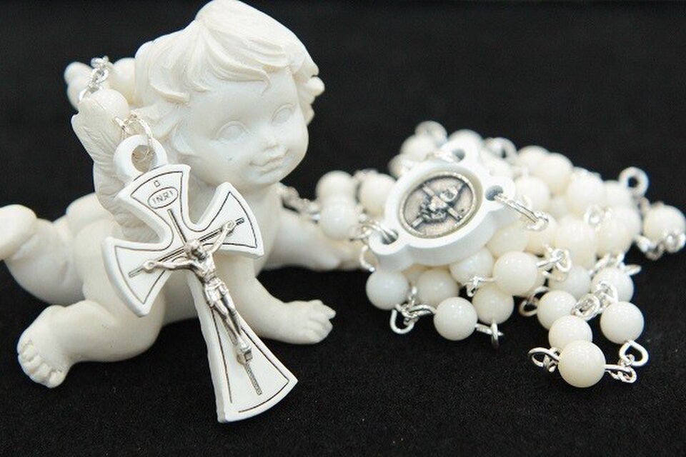 ホワイトコーラルのロザリオ