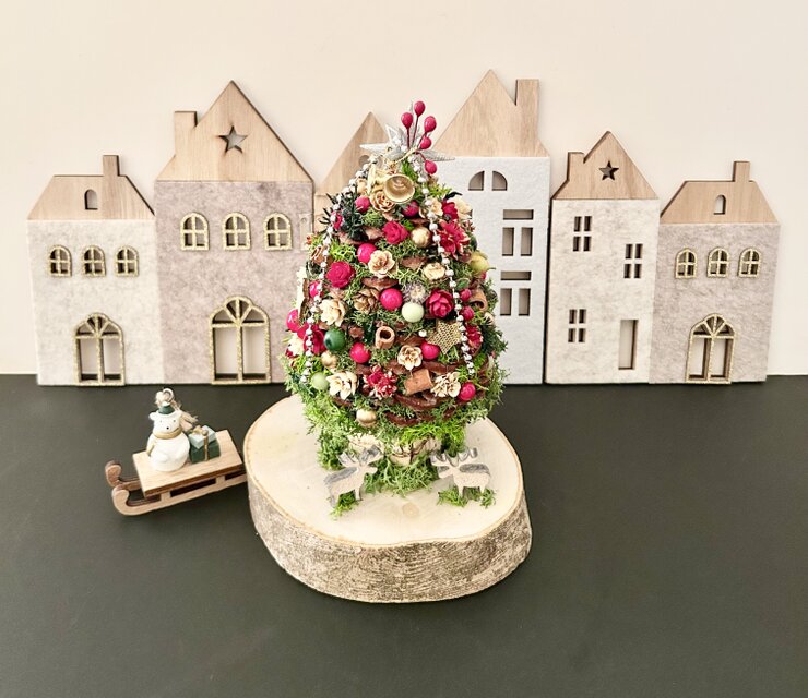 クリスマス松かさツリー