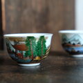 楼閣に貴族◆山水風景図。九谷焼　色絵金彩湯呑み　工芸品　和食器　昭和レトロ　茶器　暮らしに。