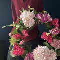 【迫力の５０cm！】１点もののアート！！紫陽花やモーブピンクの花を使った、グラデーションなピンクリース
