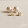 【再販】- Brass - Cube ピアス w/ Cotton Pearlキャッチ