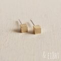 【再販】- Brass - Cube ピアス w/ Cotton Pearlキャッチ