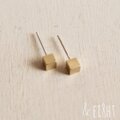 【再販】- Brass - Cube ピアス w/ Cotton Pearlキャッチ